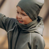 Children's hat with a tunnel scarf