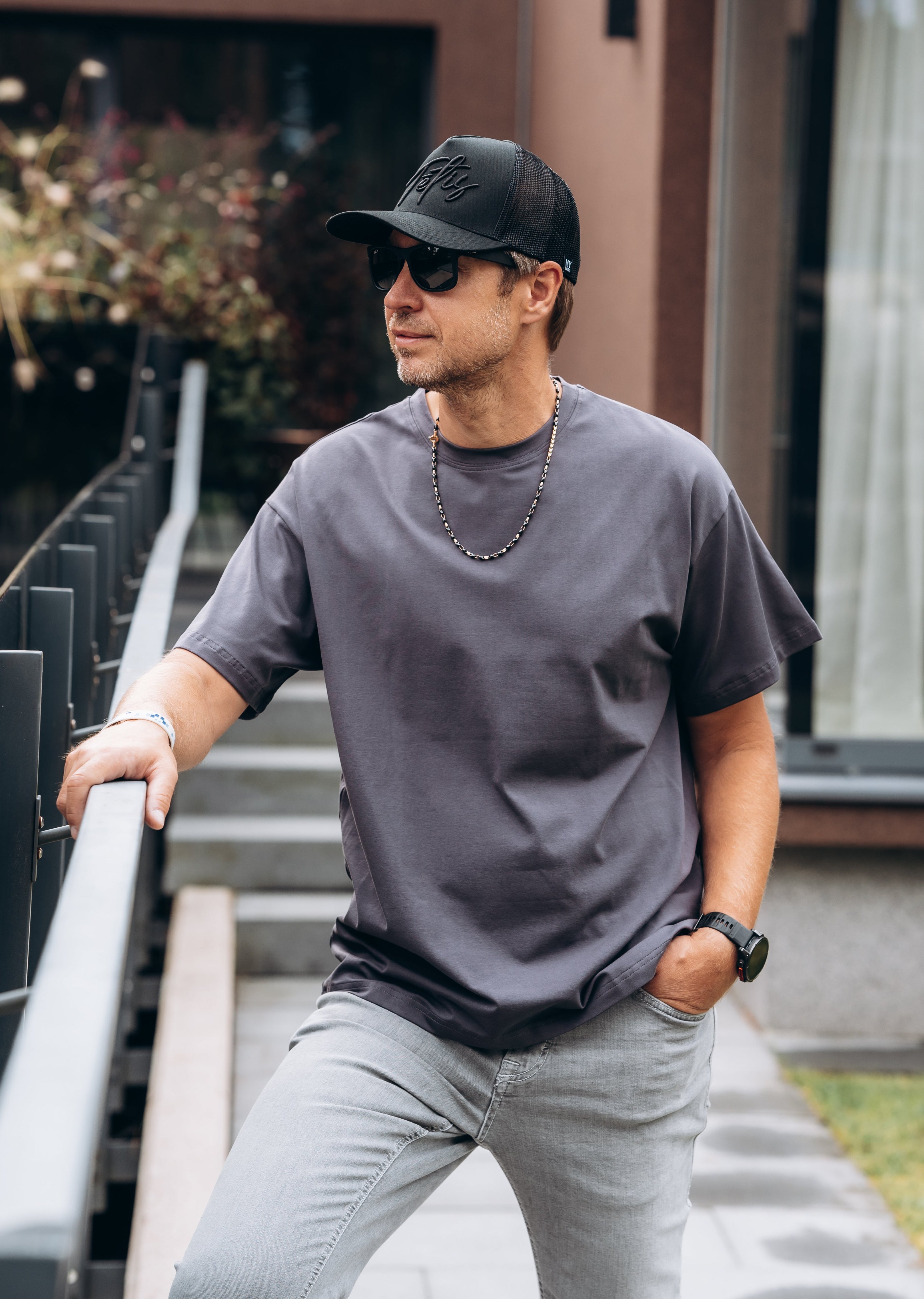 BASIC Unisex T-Shirt (oversize)