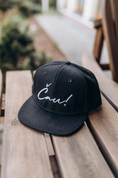 A cap ČAU!