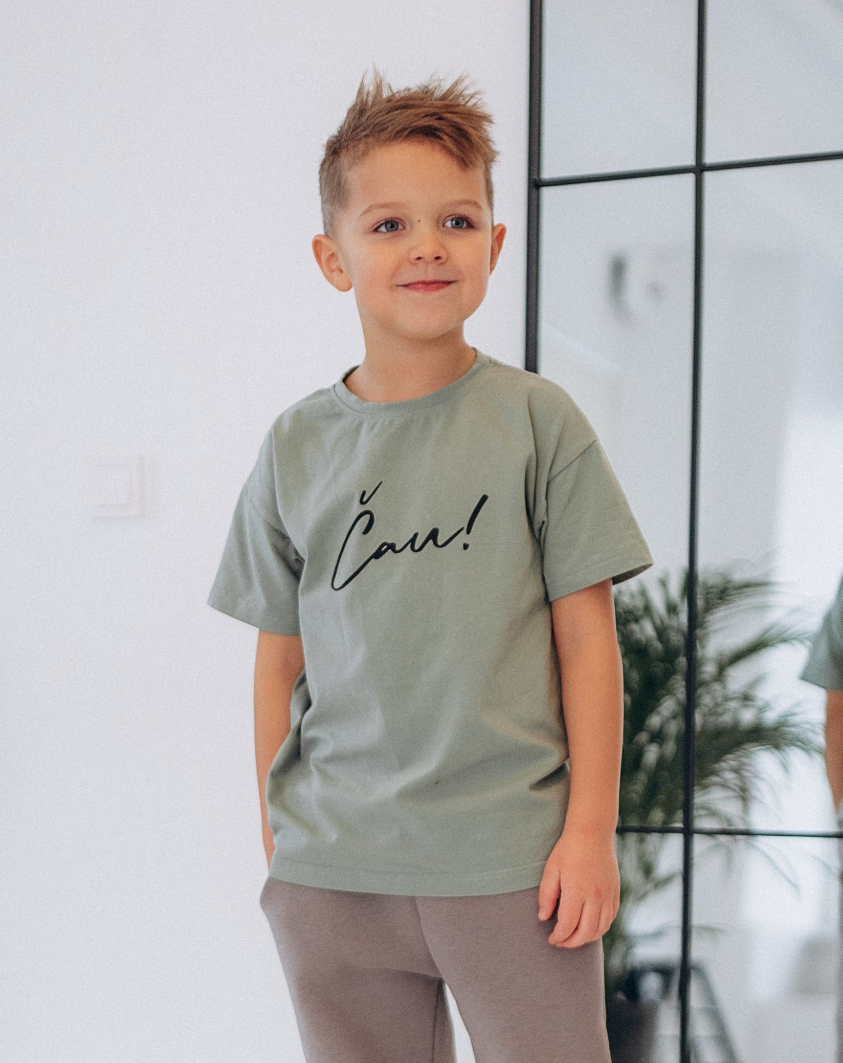 Kids Oversize T-Shirt ČAU!