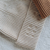 Knitted hat IEELPO IZELPO