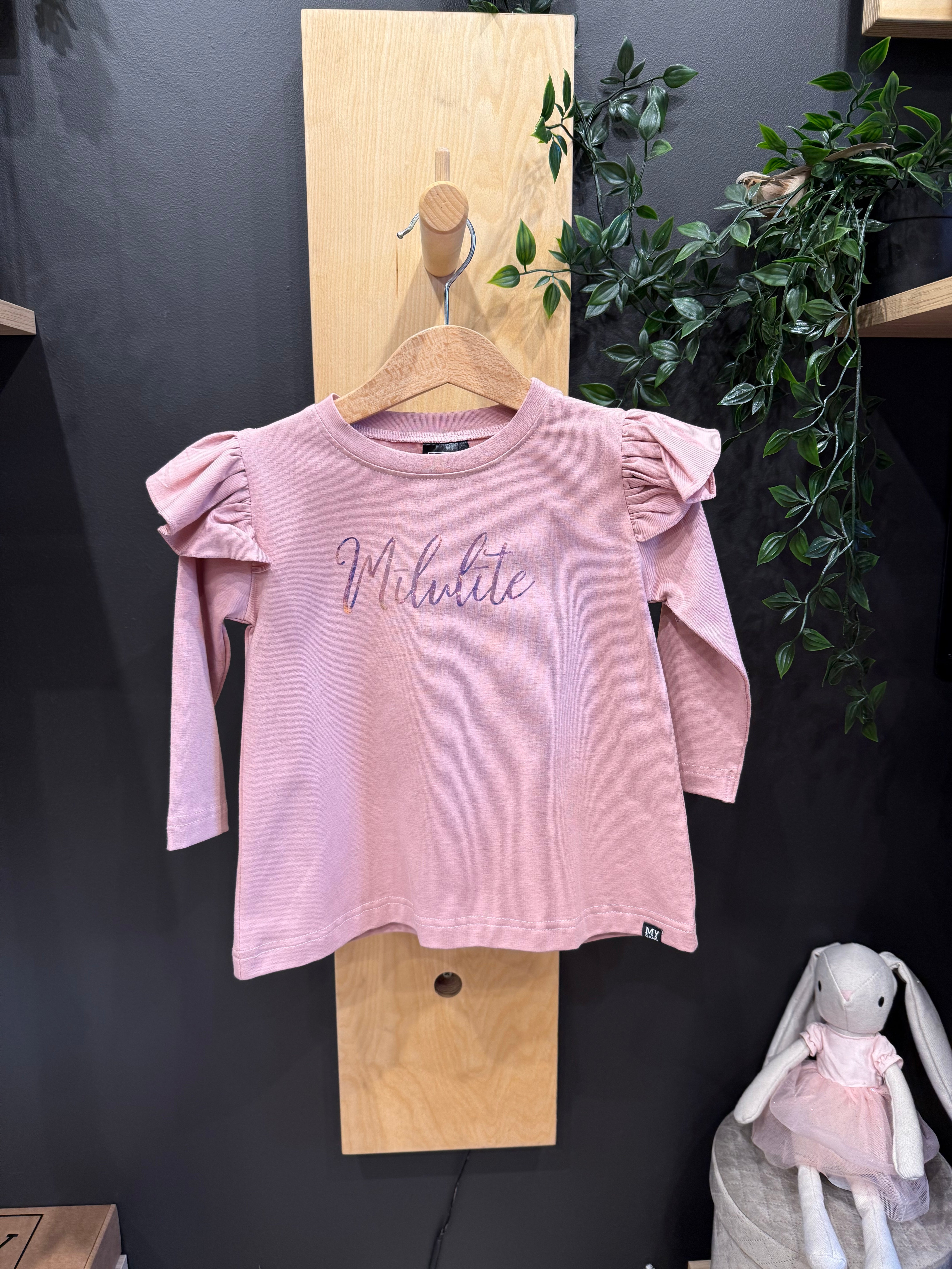 T-shirt with frills