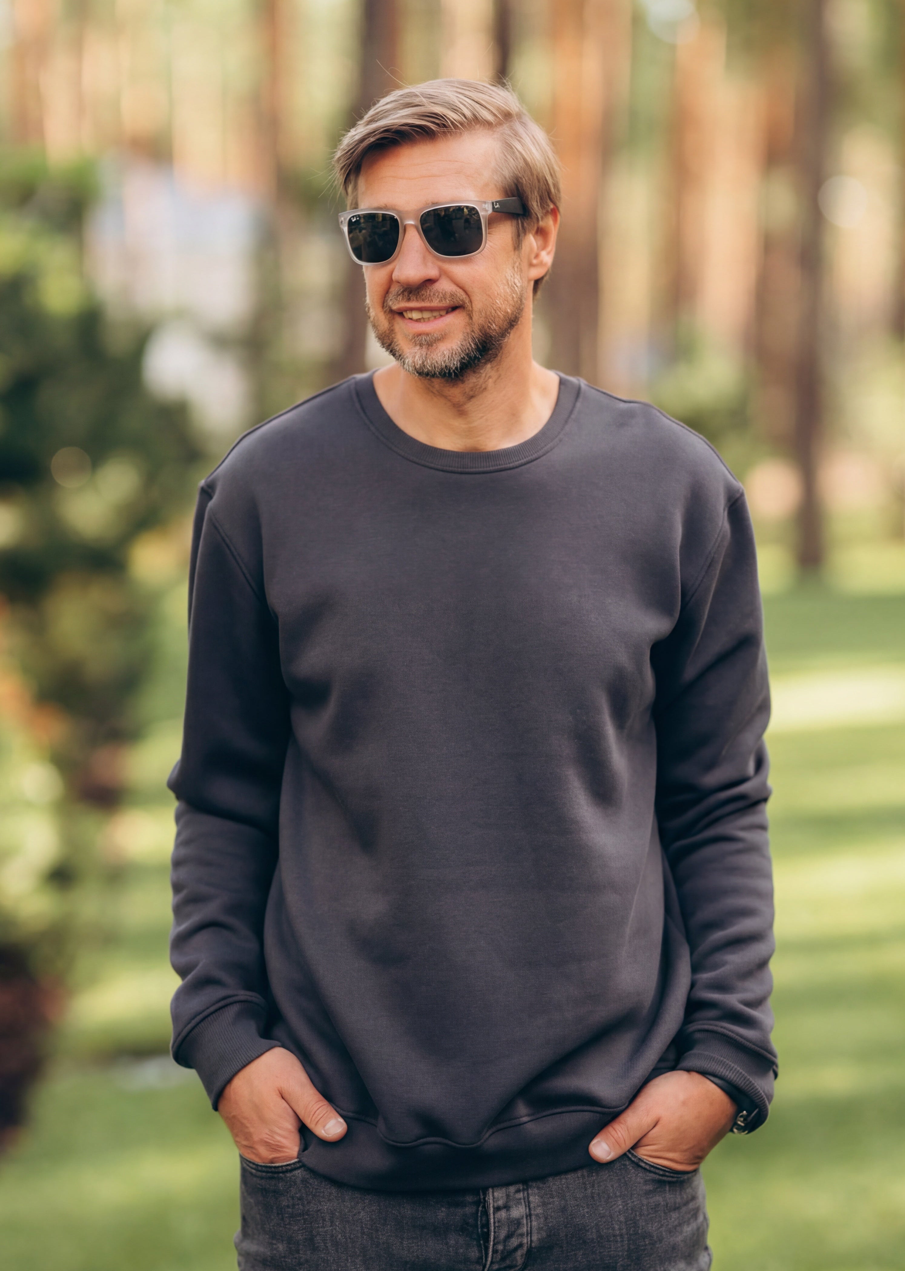 BASIC SWEATER
