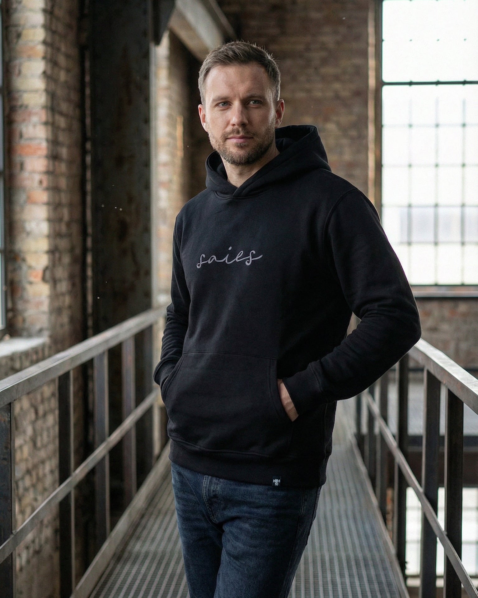 Hoodie or sweater SAIES