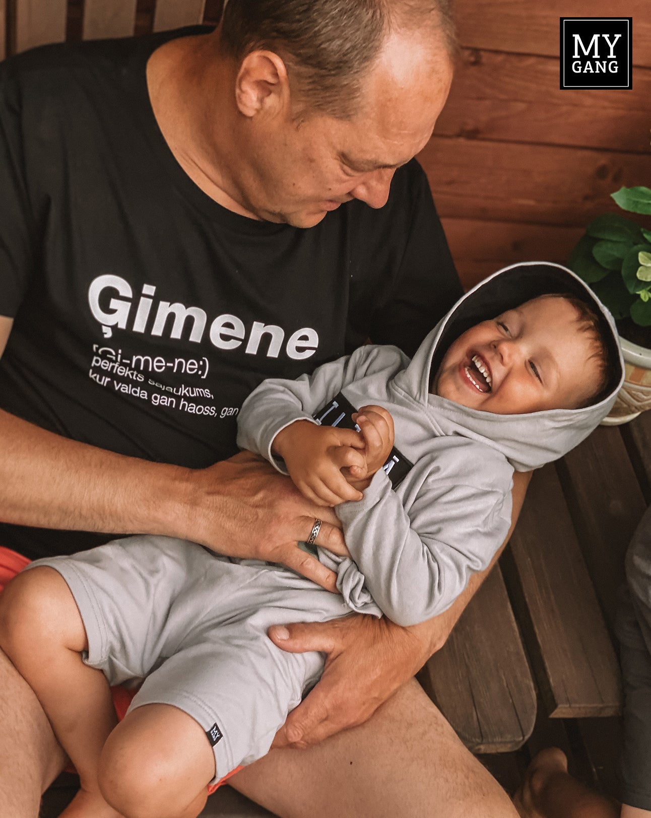 T-shirt ĢIMENE
