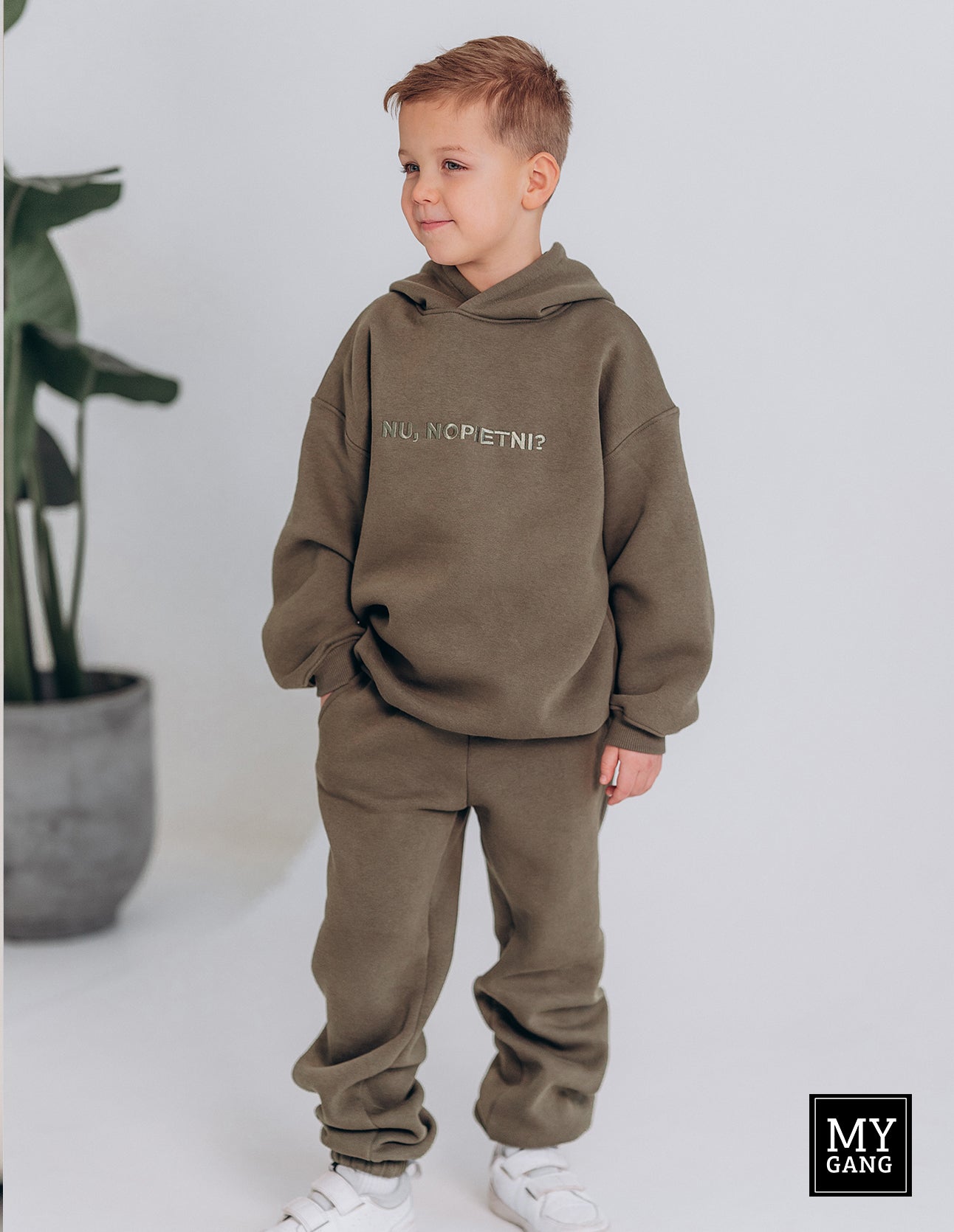 Oversize Hoodie/Sweater or tracksuit NU,NOPIETNI?